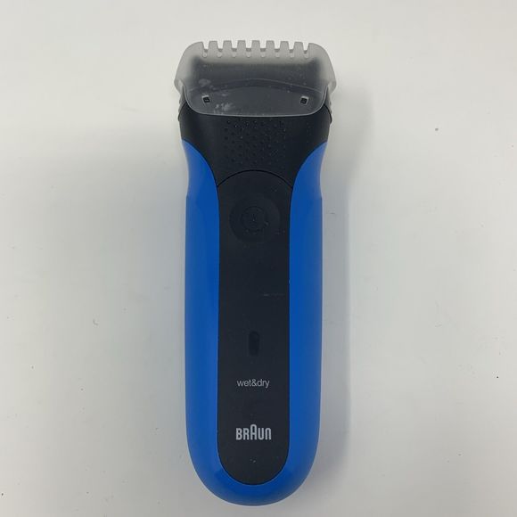 Braun Series 3 5409 Wet‎ & Dry Rechargeable Electric Razor w Charger & Case - Picture 2 of 10